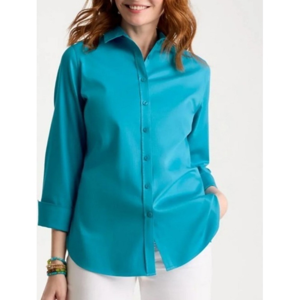 Chicos size 2 Lg Button-Up Dress shirt Ice Blue Silky buisness casual Lace Sleev